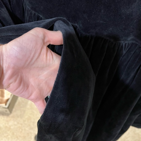 Saks Fifth Avenue velvet dress - Picture 4 of 4